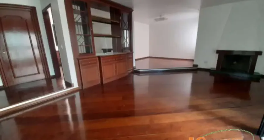 Apartamento com 170 m², 4 dormitórios sendo 3 suítes, sala para dois ambientes, 2 vagas
