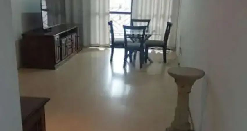 Apartamento com 77 m², 3 dormitórios, sala para 2 ambientes, varanda, 1 vaga