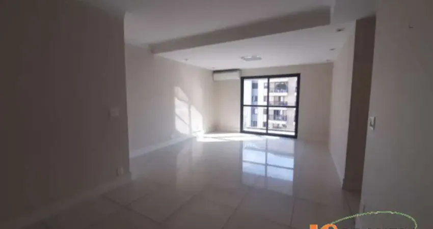 Apartamento com 110 m², 3 dormitórios sendo 1 suíte, sala para dois ambientes, 2 vagas