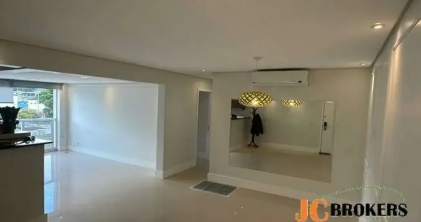 Apartamento com 69 m², 2 dormitórios, sendo 1 suíte, sala ampla para 2 ambientes, 1 vaga