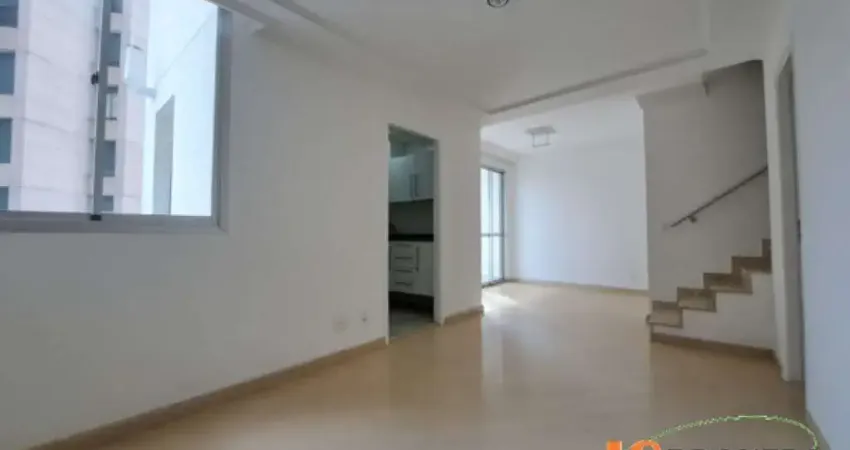 Apartamento duplex com 70 m², 2 suítes, sala para dois ambientes, varanda, 1 vaga