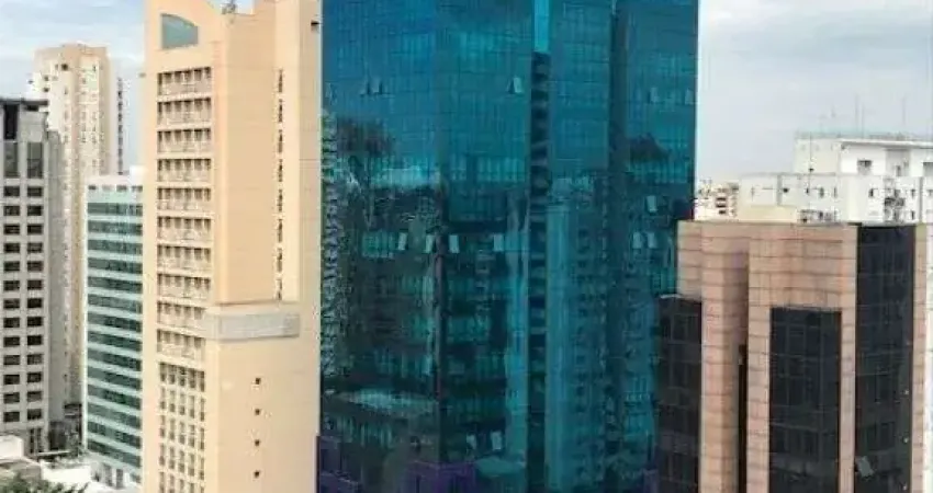 Sala Comercial com 120 m² de área útil, toda reformada com piso em porcelanato, 2 vagas