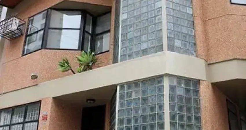 Casa comercial para alugar na Avenida Jurema, 380, Moema, São Paulo