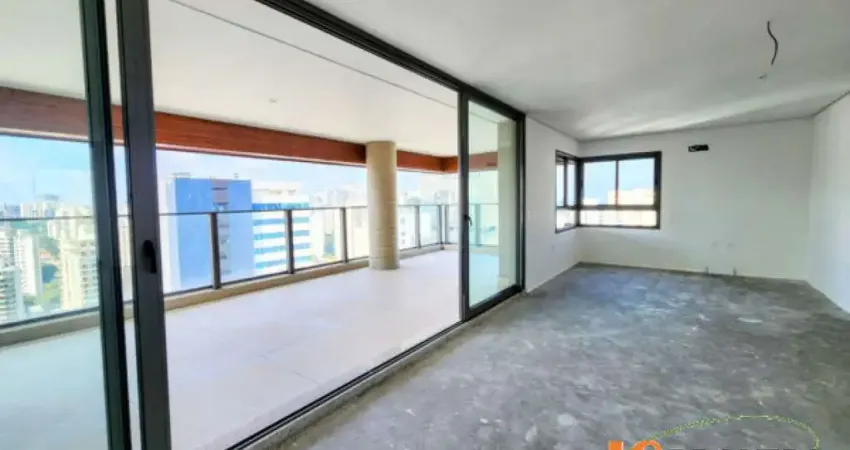 Apartamento com 232 m², 4 Dormitórios, sendo 3 suítes, Sala para 2 ambientes, 3 Vagas