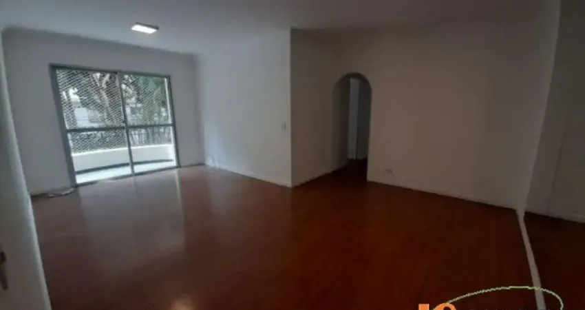 Apartamento com 100 m², 3 Dormitórios, sendo 1 suíte com closet, Sala para 2 ambientes, 2 Vagas