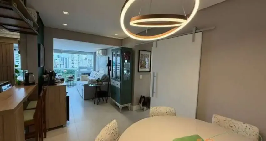 Apartamento com 70m² de área útil, 2 quartos, sendo 1 suíte, 2 vagas