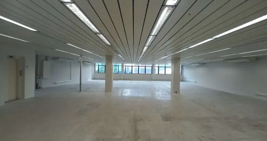 Prédio com 5 salas para alugar no Centro, Santo André