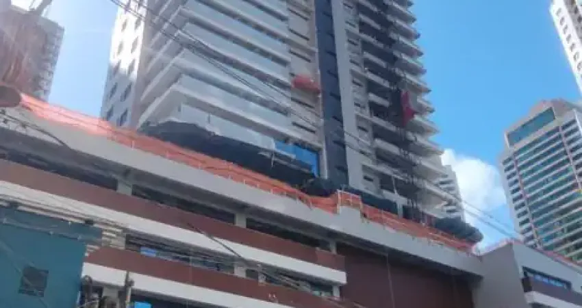 Apartamento 4 suítes com piscina na varanda no horto florestal .