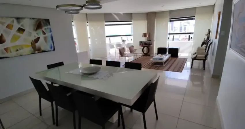 Apartamento 4 suítes com lavabo e dependência no Jardim Apipema.