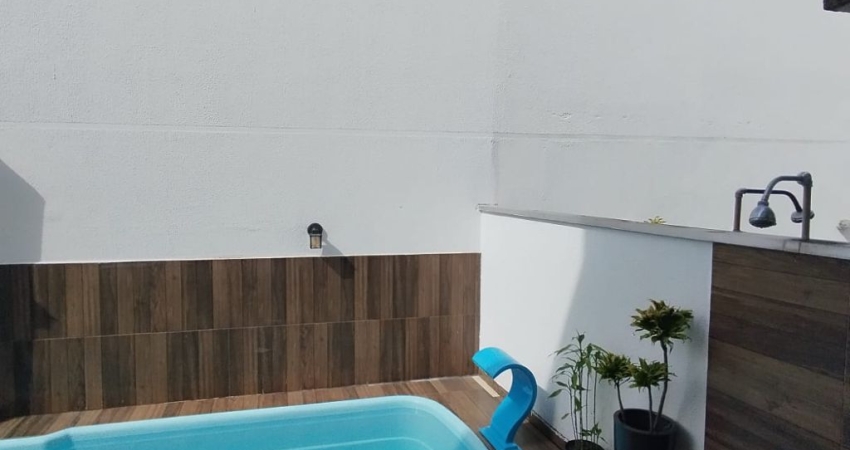 Sobrado  03  quartos com  piscina  Balneário  Gaivotas