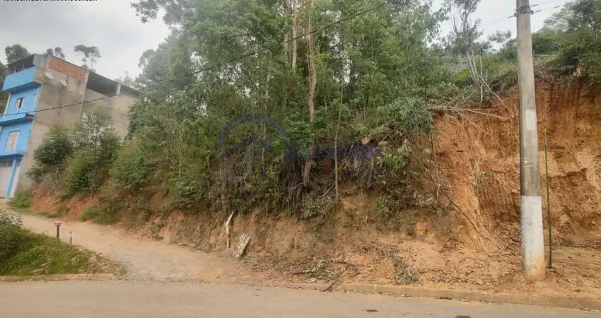 Terreno à venda no Guaturinho, Cajamar