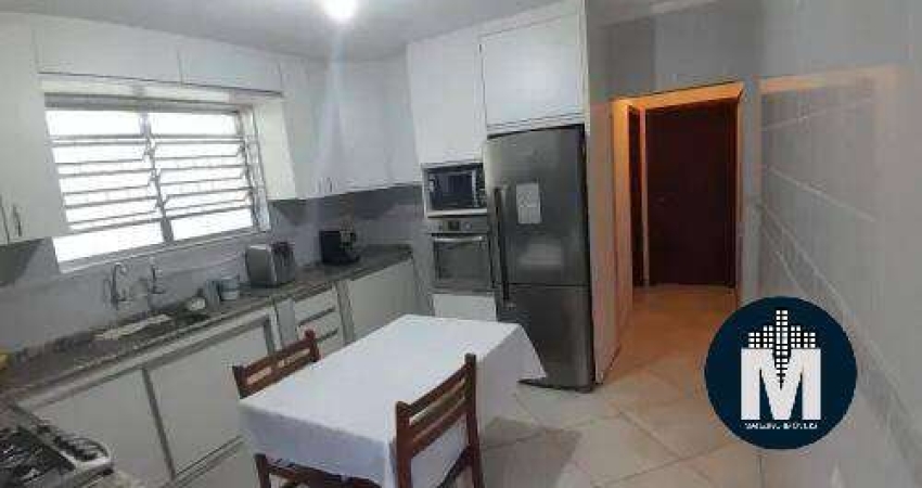 Casa em Osasco, 3 quartos, 1 Salão e Quintal e 2 Vagas de Garagem!