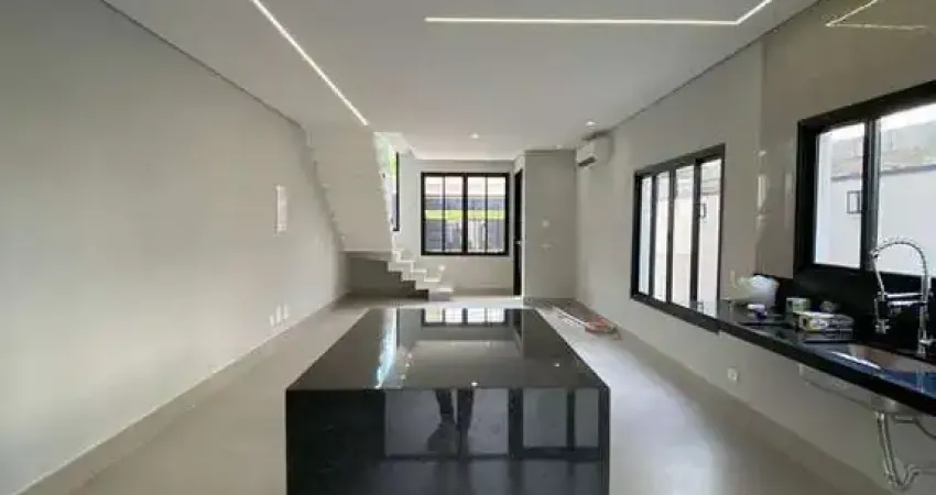 NOVA JAGUARI, CASA À VENDA, 3 SUÍTES, 2 VAGAS - SANTANA DE PARNAÍBA