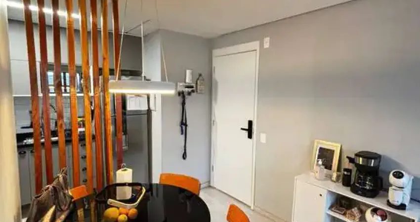 Apartamento à venda, 46M² 2 Quartos, Varanda, 1 Vaga - Piratininga Osasco