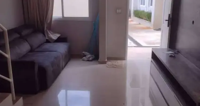 Casa triplex à venda 110m² 3 suítes 2 vagas - Condomínio Villagio Barueri!