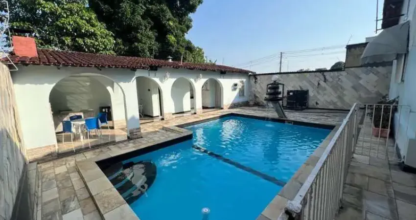 Casa com 4 quartos à venda no Aleixo, Manaus 