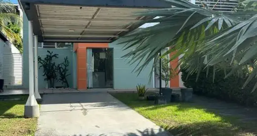 Casa em condomínio fechado com 3 quartos à venda no Flores, Manaus