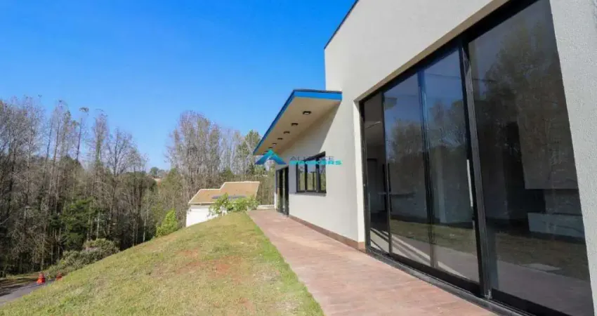 Casa Térrea C/ 4 suítes sendo 01 master, Amplo Quintal, Cond. Terra de Caxambu/ Jundiaí