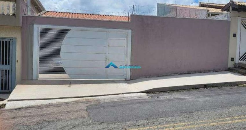 Casa Térrea a Venda C/ 3 Dorms sendo 1 Suíte, Quintal com churrasqueira e Piscina, Jundiaí SP