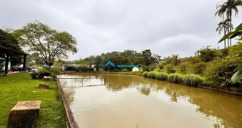 Sítio a venda c/ 60.000 m², bairro ponunduva, local com lago e acesso asfaltado.