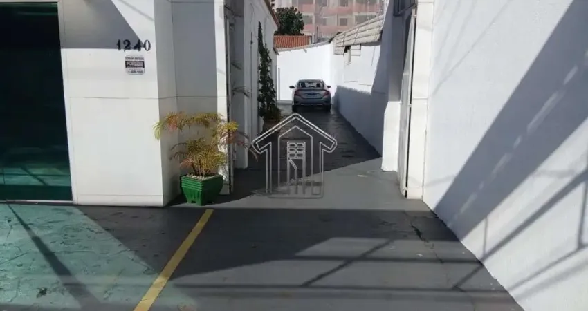 Casa com ponto comercial para locação, 12 vaga(s), 200 m². com excelente localização, venha conferir e alugar na certeza de fazer um grande negócio!