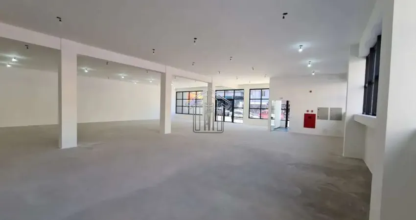 Prédio comercial para locação, 1613 m² de área construída e 550m2 de terreno. com localização privilegiada, prédio de esquina, venha conferir e fazer um grande negócio!