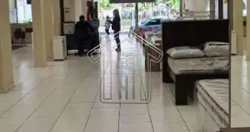 Salão para locação, com excelente localização no bairro centro, 1013,00 m, 456,00 m