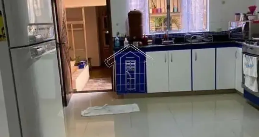 Casa Assobradada para Venda no bairro Vila Primavera, 2 dorm, 2 vagas