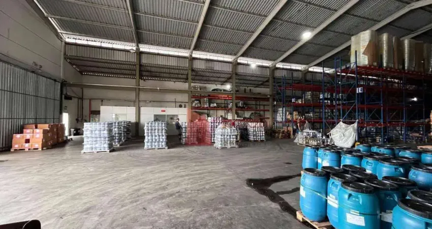 Aluguel: armazém logístico e industrial 3000 metros frente rodovia em itajaí