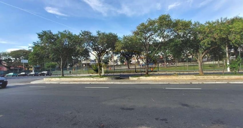 CASA TERREA NO JD BEATRIZ RUA BENEDITO CONRADO FILHO  PARA LOCAÇÃO