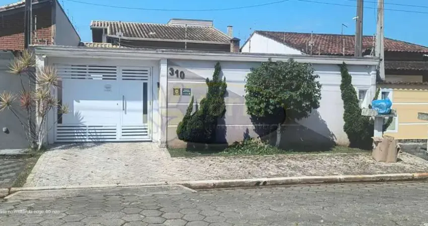 Casa à venda no Jardim Jamaica, Itanhaém 