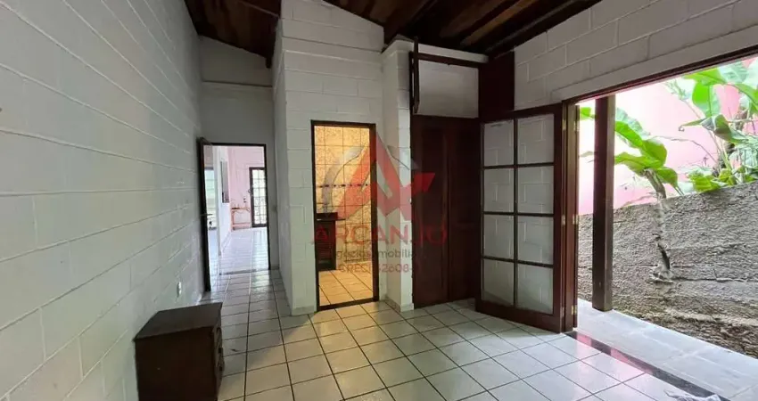 Sobrado com Vista para Mata , no Alto de Itamambuca - Ubatuba - SP