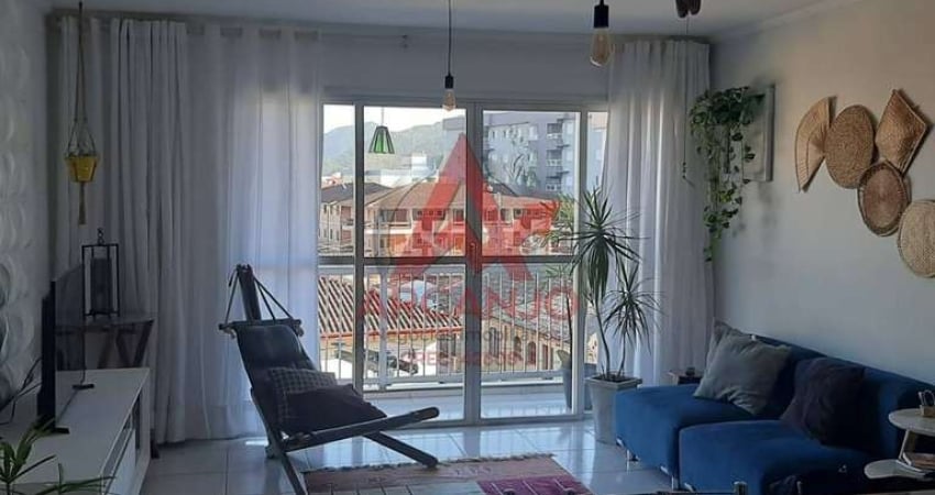 Condominio Icaraí - Apartamento Padrão  02 quartos aconchegantes, garagem coberta,