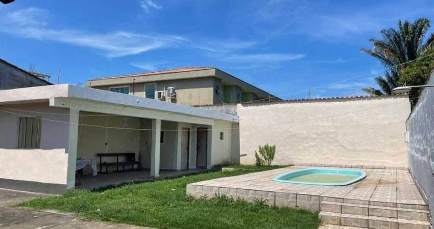 Casa à venda no bairro Jardim Brasil em Caraguatatuba/SP