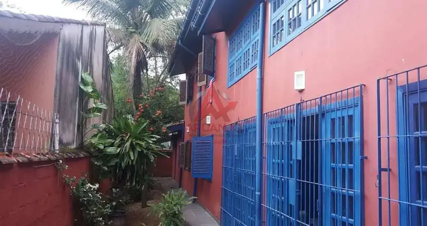 Casa a venda na Praia do Lázaro em Ubatuba - SP