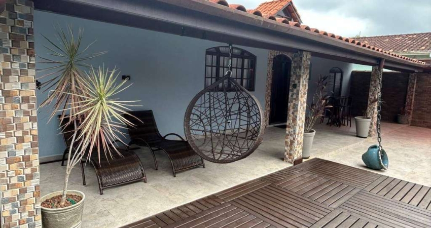 Casa à venda no bairro Jardim Carolina em Ubatuba/SP