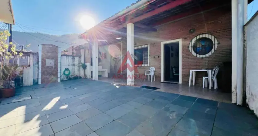 Casa com 2 quartos à venda em Perequê Açu, Ubatuba