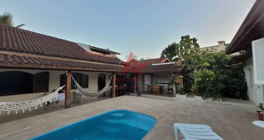Casa com 6 quartos à venda em Itaguá, Ubatuba 