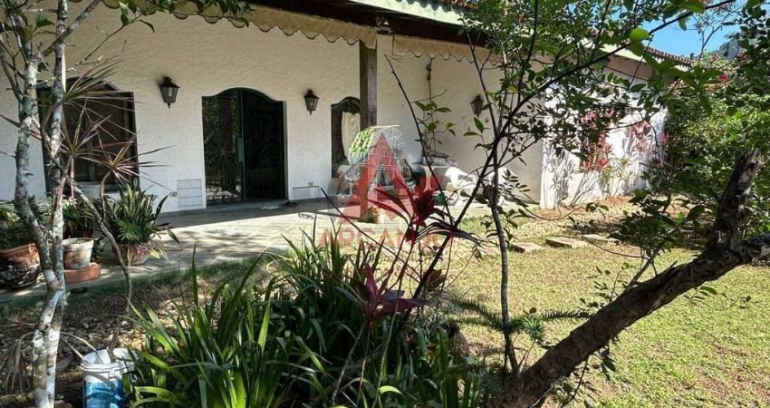 Ponta Das Toninhas - Casa a Venda Com 4 Suítes - Condomínio Ponta Das Toninhas - Ubatuba-SP