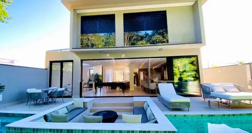 Casa à venda no bairro Riviera em Bertioga/SP