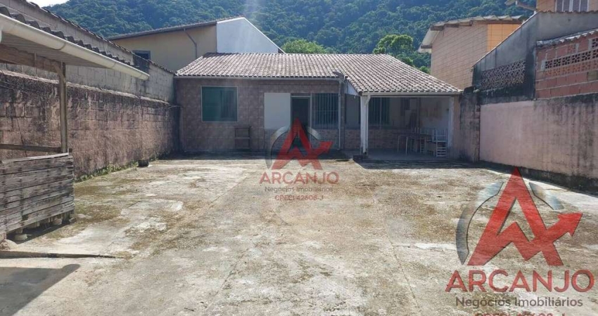 Casa a venda no Perequê-Açu!