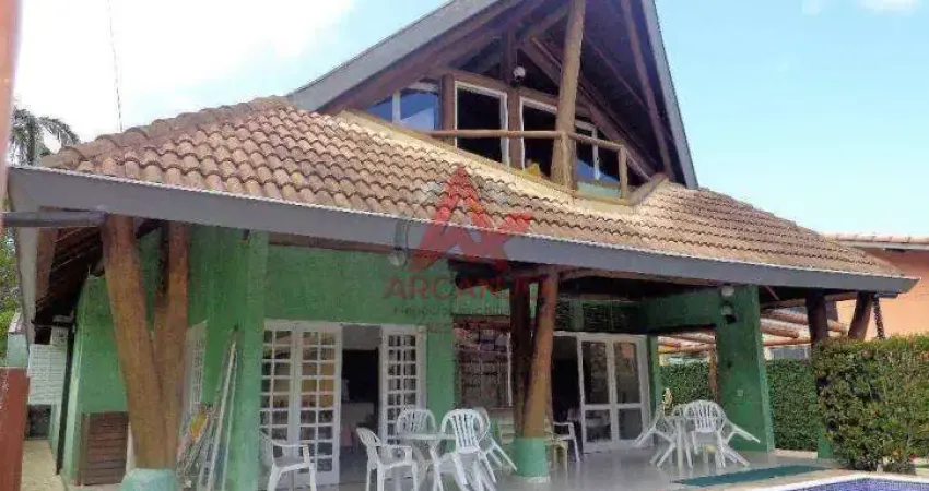 Pedra Verde - Casa de alto padrão localizada em um dos melhores condomínios de Ubatuba
