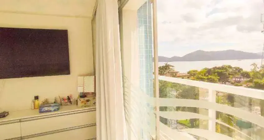 Apartamento à venda no bairro Enseada em Ubatuba/SP