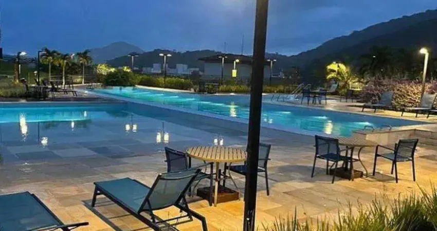 Apartamento à venda no bairro Praia Grande em Ubatuba/SP