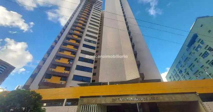 Excelente apartamento à venda, 3 quartos, 1 suíte, 2 vagas, Boa Viagem - Recife/PE