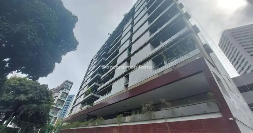 Apresentamos esta imponente cobertura duplex a venda!