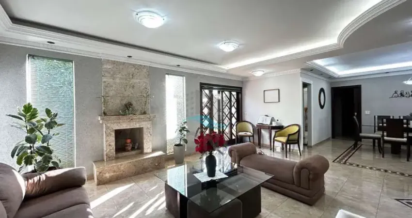 Casa com 5 quartos à venda na Rua Governador Valadares, 677, Andrade, Londrina