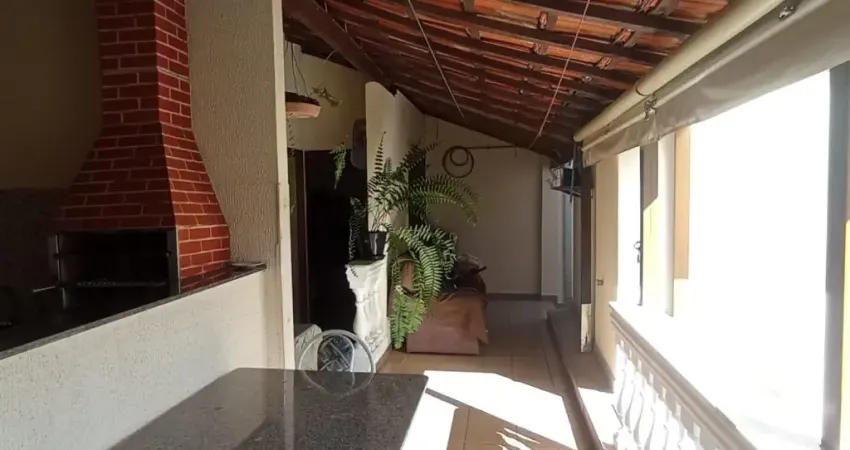 Casa com 3 quartos à venda na Rua Maria Palmira Ferreira Ivo, Bosque dos Eucaliptos, São José dos Campos