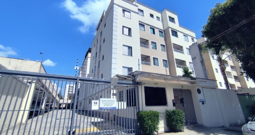 Apartamento com suite e sacada
