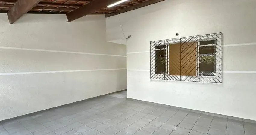 Sobrado com 4 Dormitórios no Jardim América